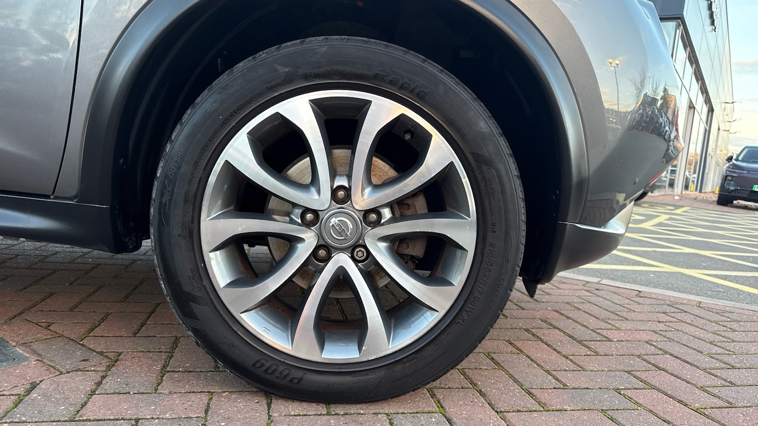 Used Nissan Juke 2017 for sale - 76647059: Photo 17