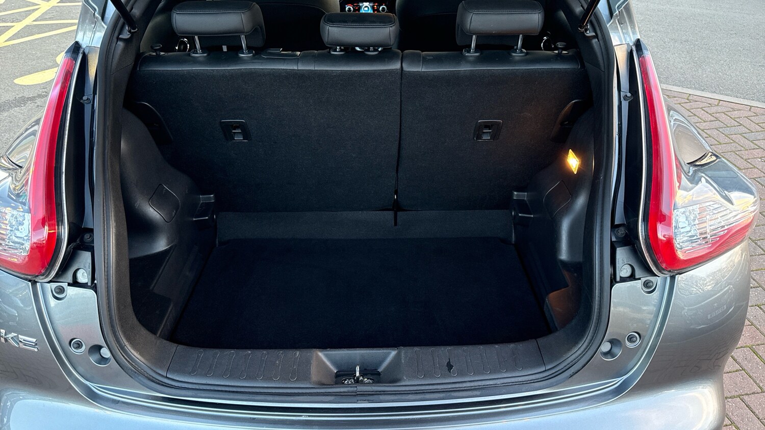 Used Nissan Juke 2017 for sale - 76647059: Photo 19