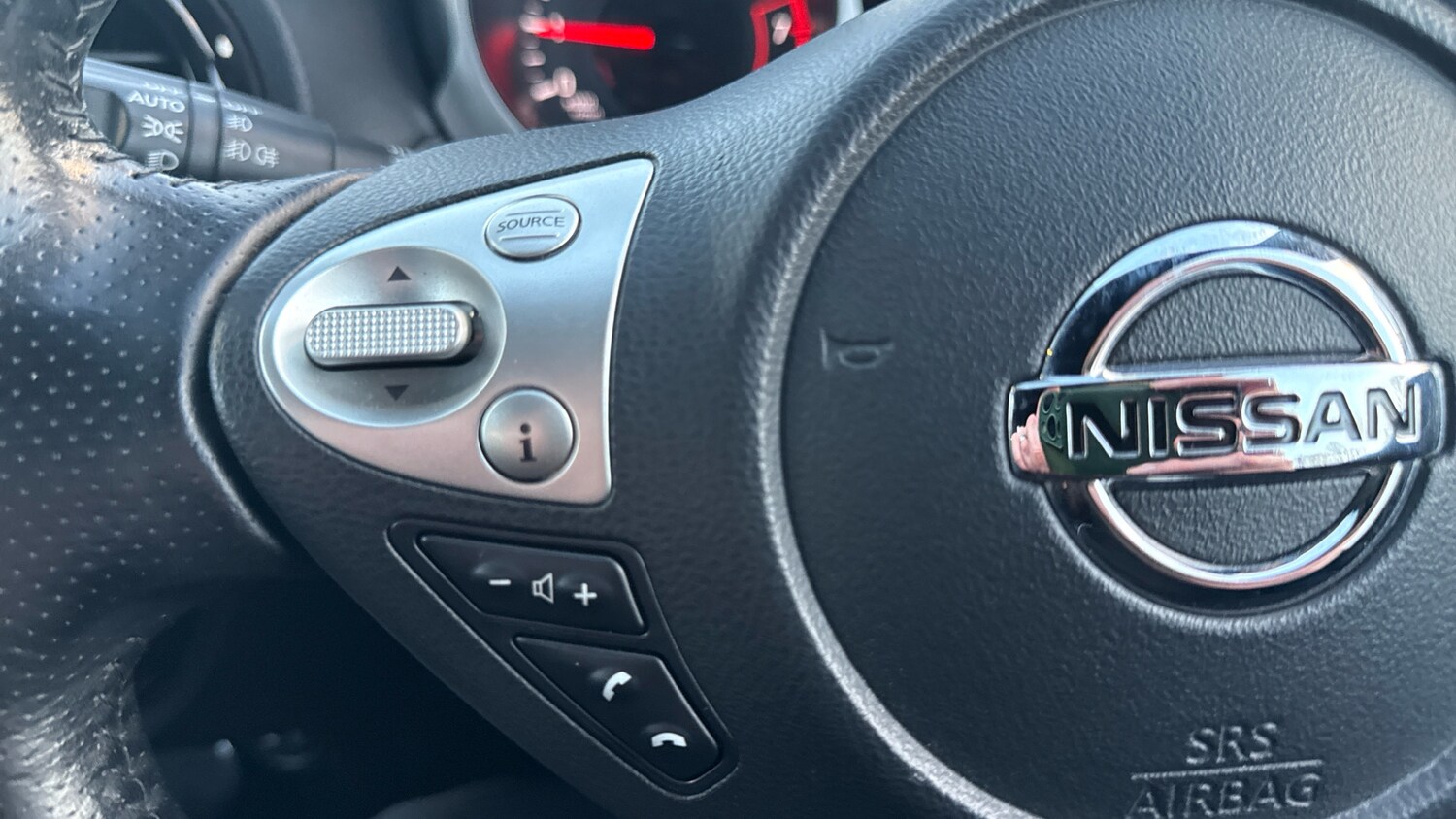 Used Nissan Juke 2017 for sale - 76647059: Photo 23