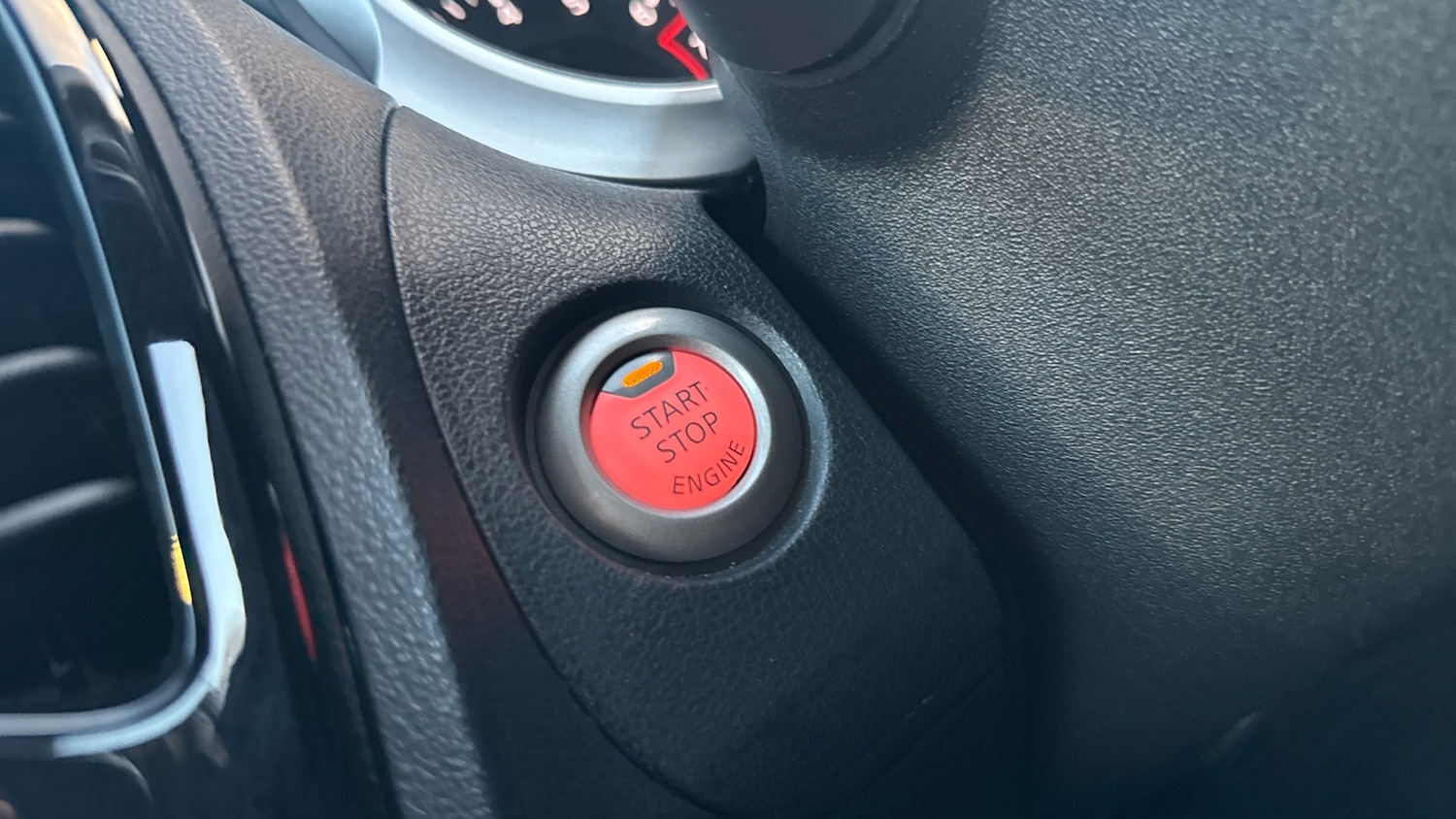 Used Nissan Juke 2017 for sale - 76647059: Photo 29