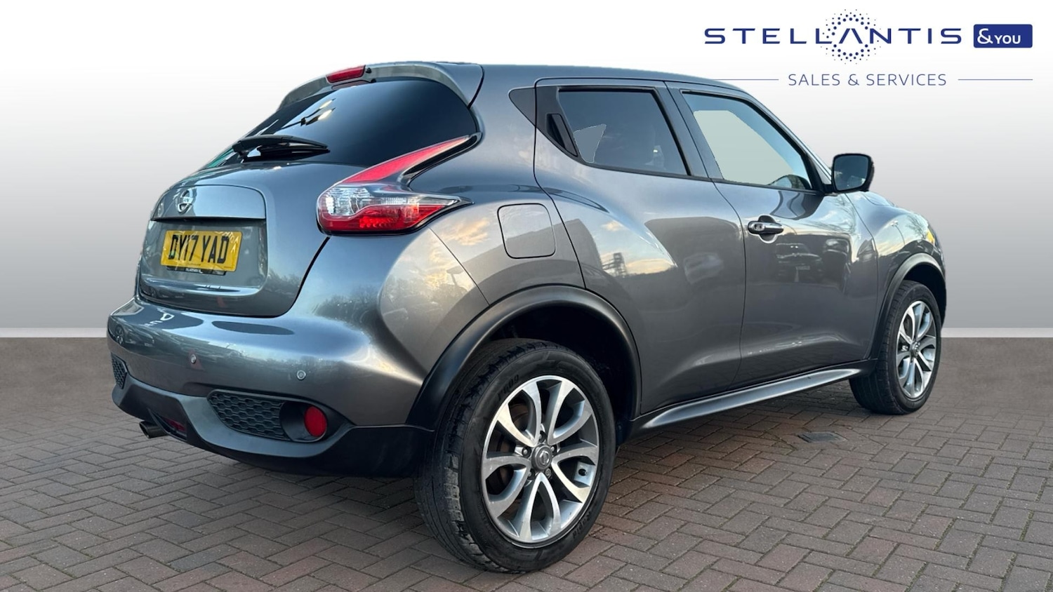 Used Nissan Juke 2017 for sale - 76647059: Photo 3