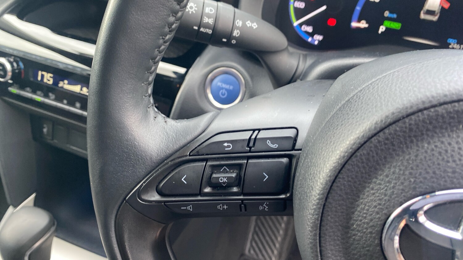 Used Toyota Yaris Cross 2022 for sale - 76139429: Photo 23