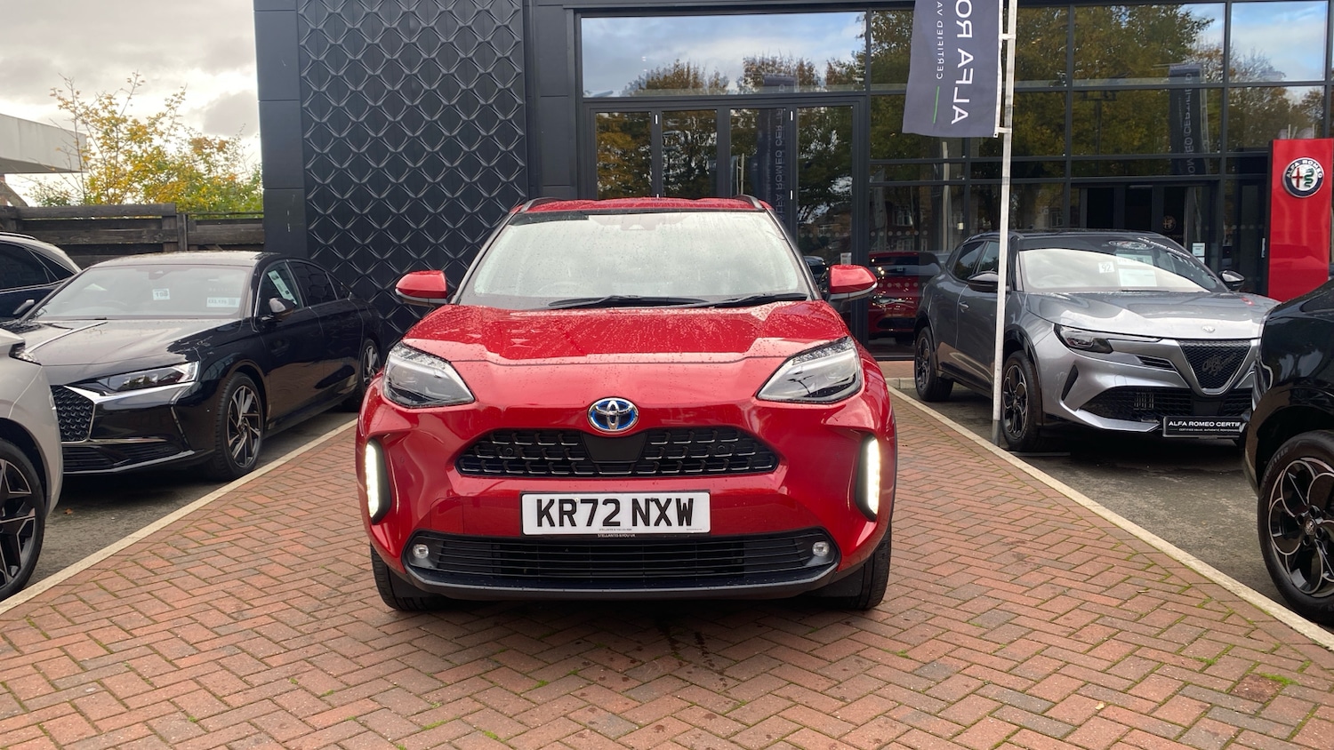 Used Toyota Yaris Cross 2022 for sale - 76139429: Photo 8