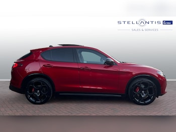 Used Alfa Romeo Stelvio 2023 for sale - 76260904: Photo