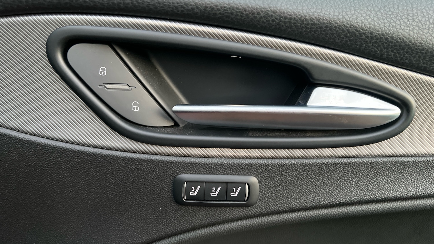 Used Alfa Romeo Stelvio 2023 for sale - 76260904: Photo 41