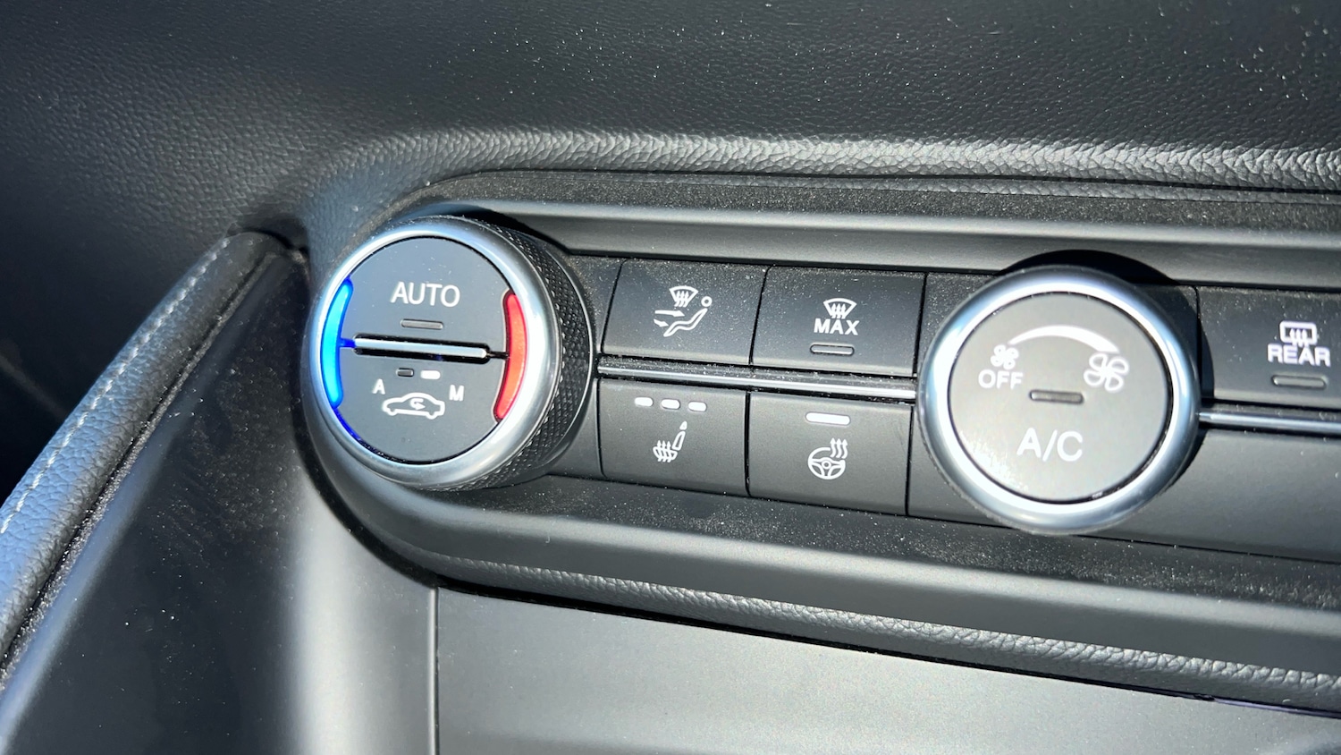 Used Alfa Romeo Stelvio 2023 for sale - 76260904: Photo 45