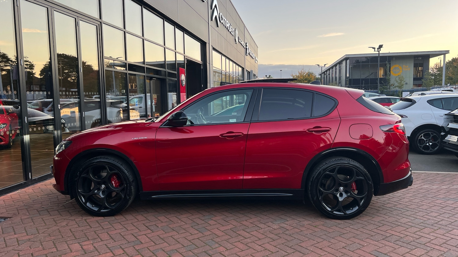 Used Alfa Romeo Stelvio 2023 for sale - 76260904: Photo 6