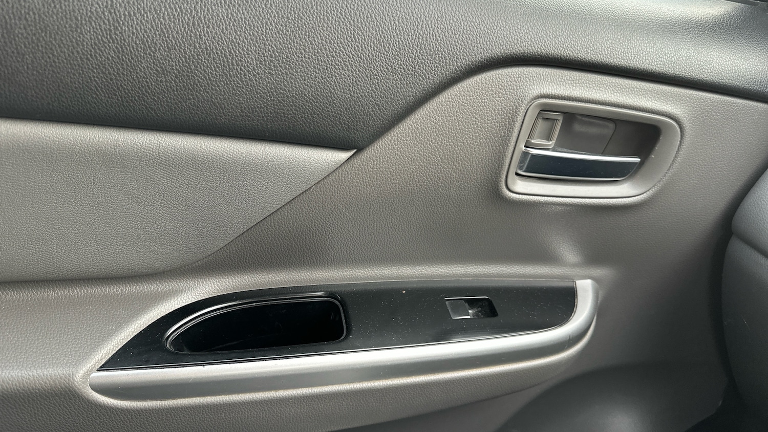 Used Mitsubishi L200 2018 for sale - 76744074: Photo 41