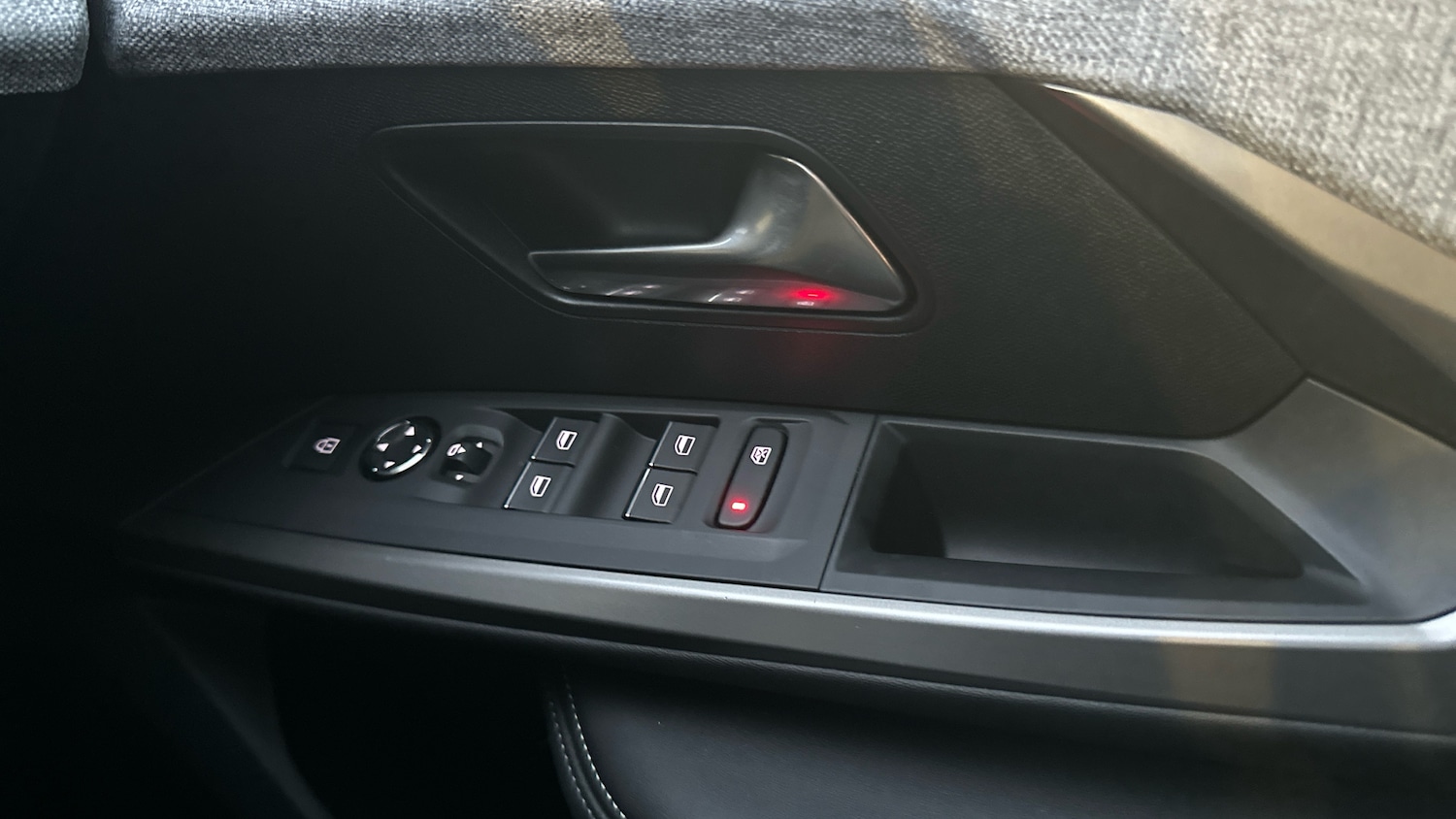 Used Peugeot 5008 2025 for sale - 76787597: Photo 22