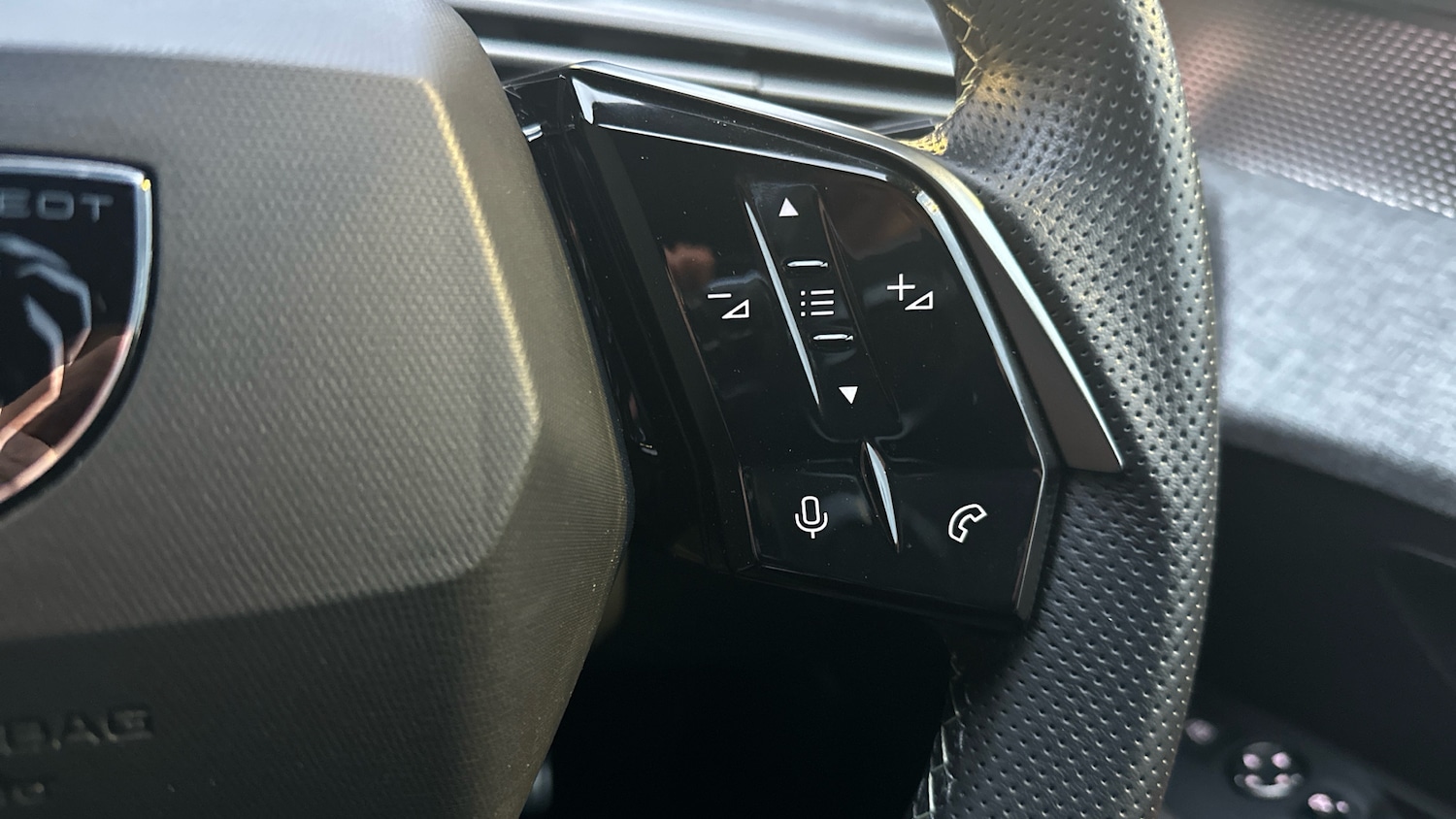 Used Peugeot 5008 2025 for sale - 76787597: Photo 24