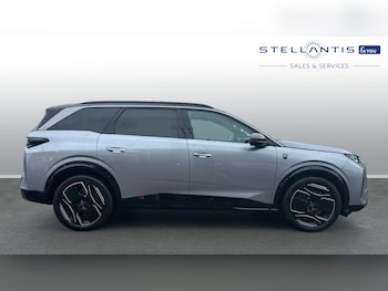 Used Peugeot 5008 2025 for sale - 76787597: Photo