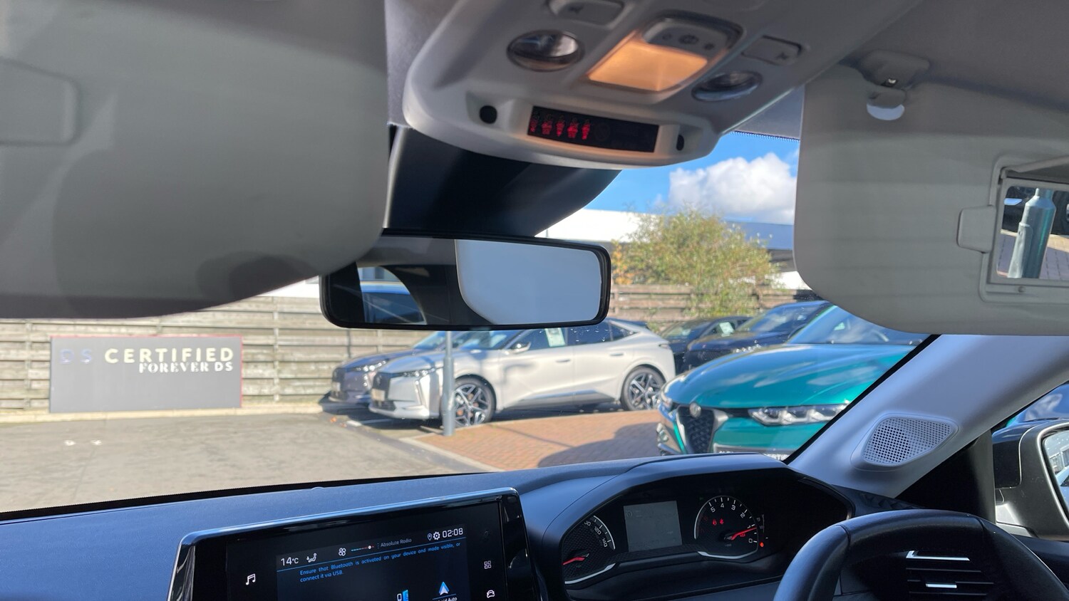 Used Peugeot 208 2022 for sale - 76241105: Photo 37