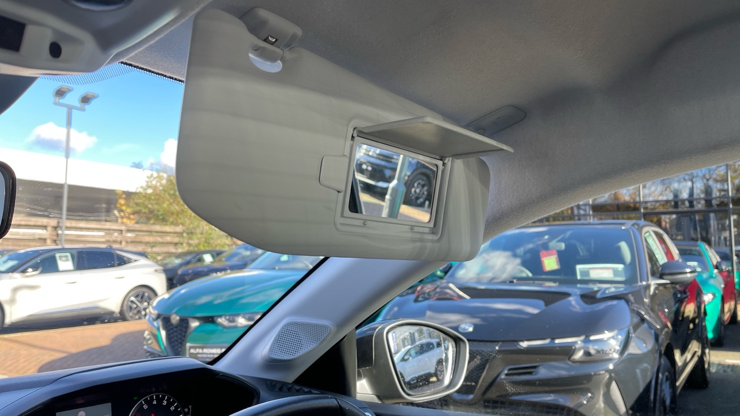 Used Peugeot 208 2022 for sale - 76241105: Photo 38