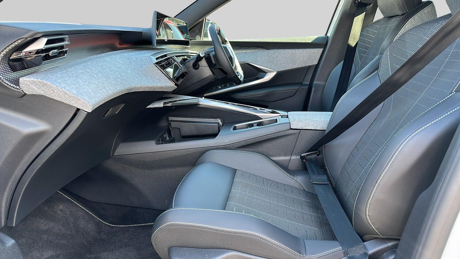 Used Peugeot 3008 2025 for sale - 78158075: Photo 31