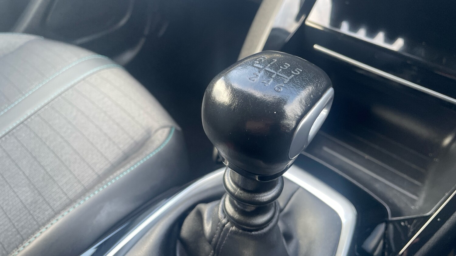 Used Peugeot 2008 2021 for sale - 76914383: Photo 20