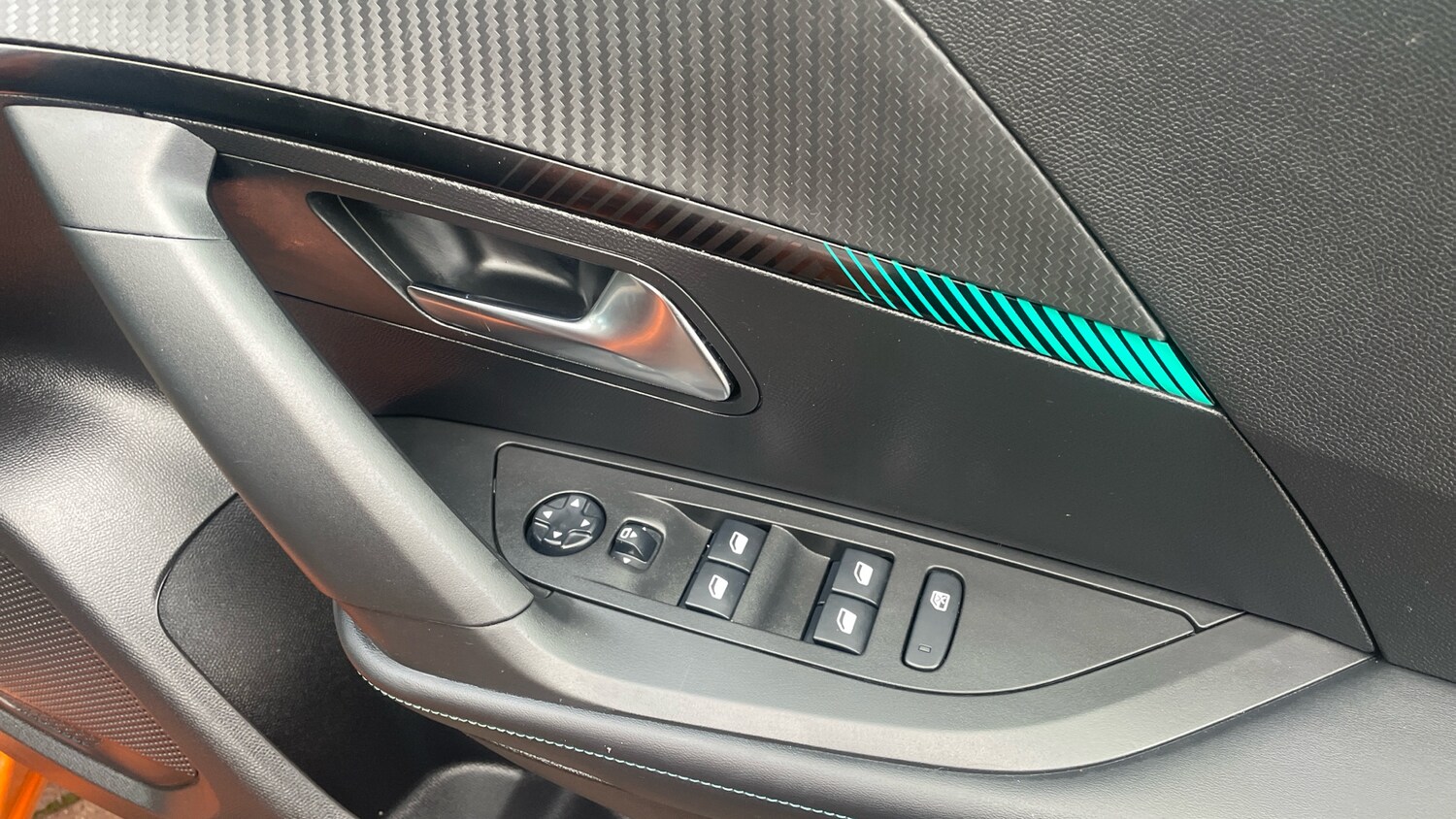 Used Peugeot 2008 2021 for sale - 76914383: Photo 22