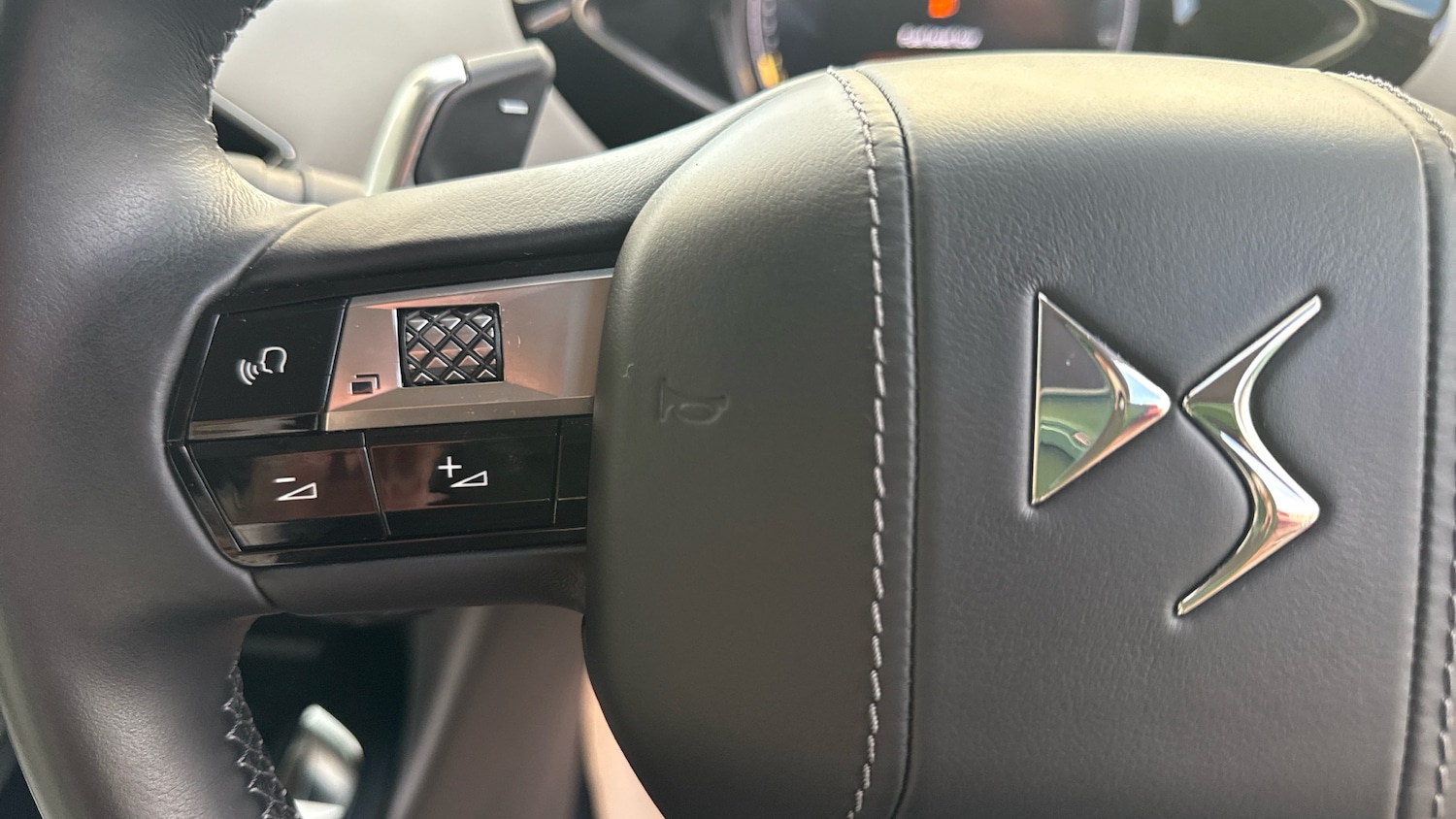 Used DS Automobiles DS 3 Crossback 2021 for sale - 77218091: Photo 24