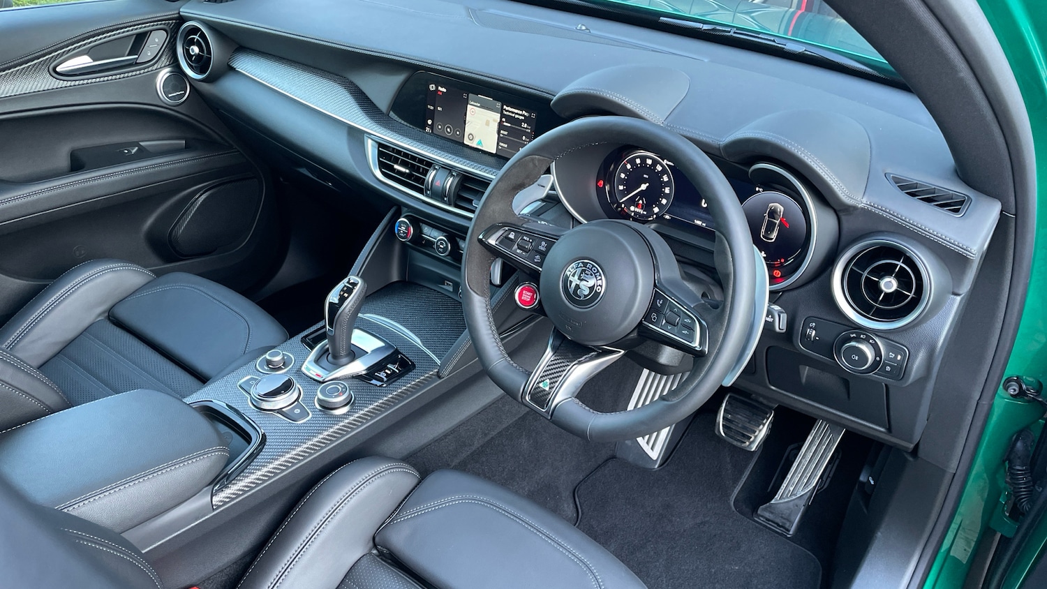 Used Alfa Romeo Stelvio 2025 for sale - 77110095: Photo 11