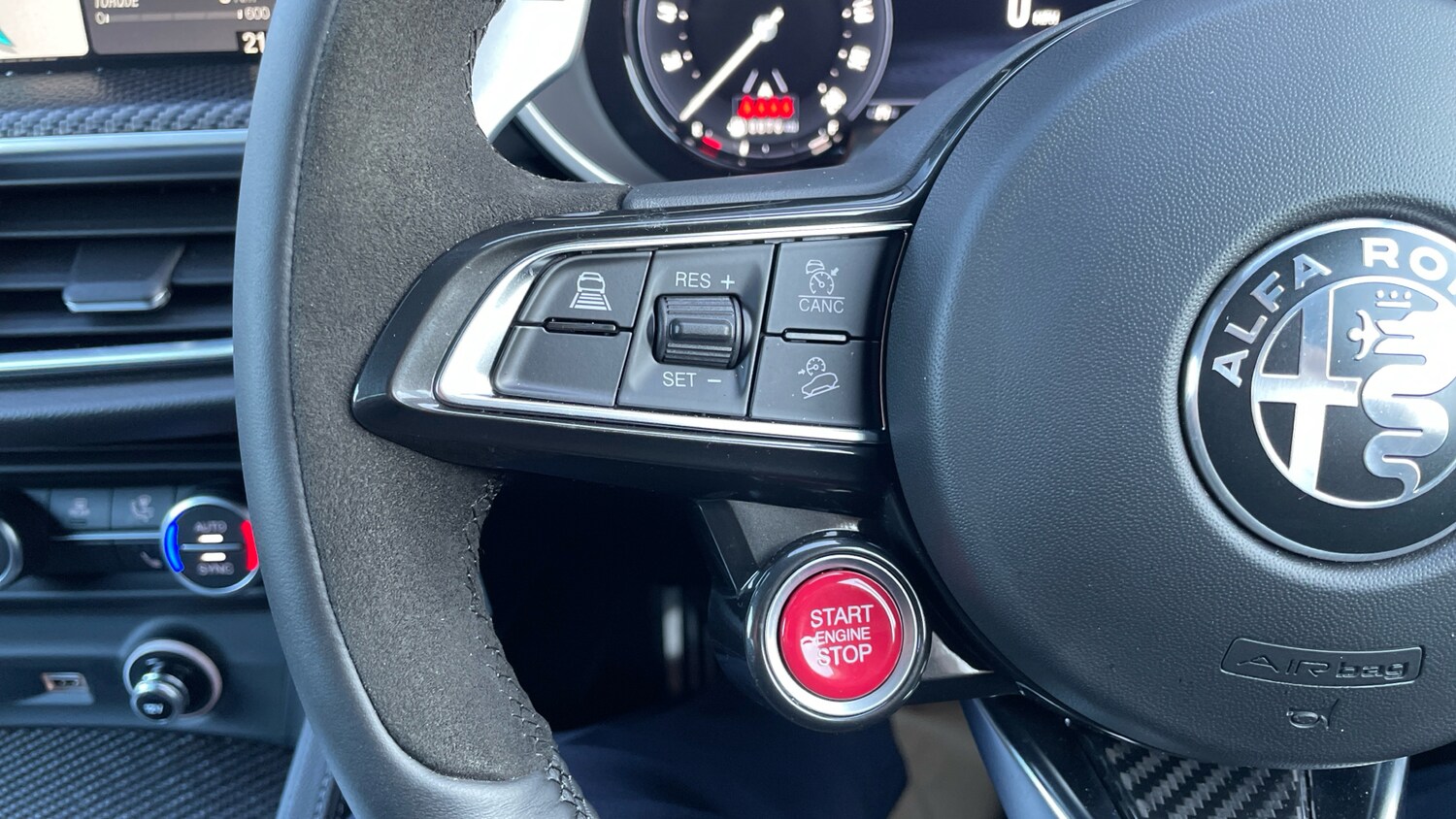 Used Alfa Romeo Stelvio 2025 for sale - 77110095: Photo 23