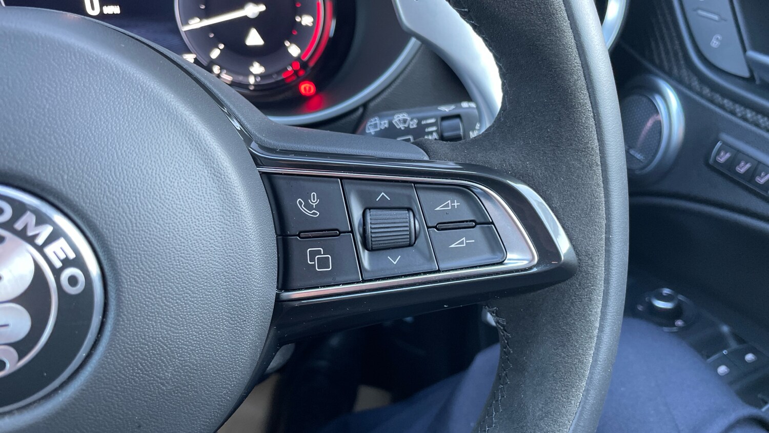 Used Alfa Romeo Stelvio 2025 for sale - 77110095: Photo 24