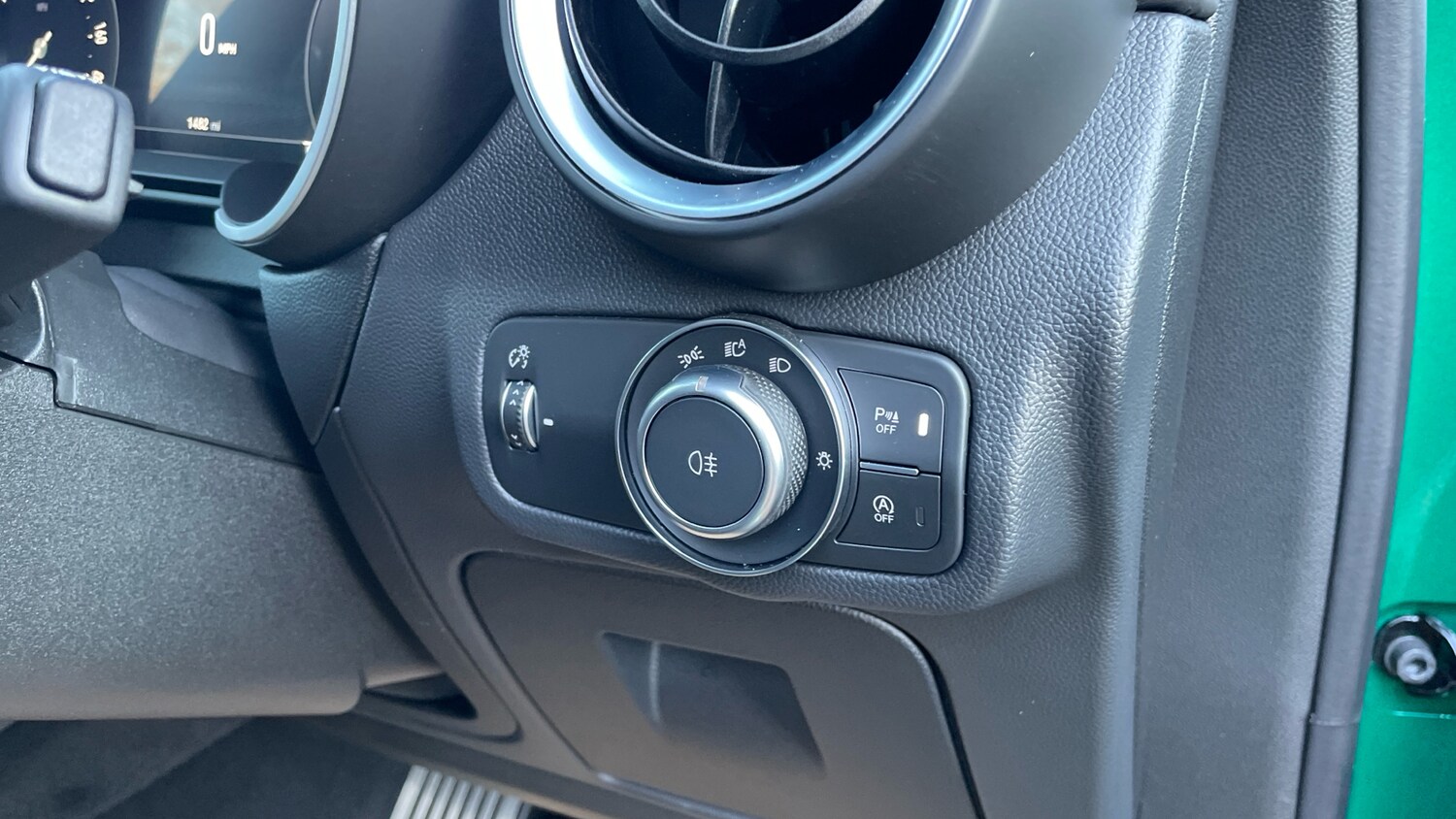 Used Alfa Romeo Stelvio 2025 for sale - 77110095: Photo 45