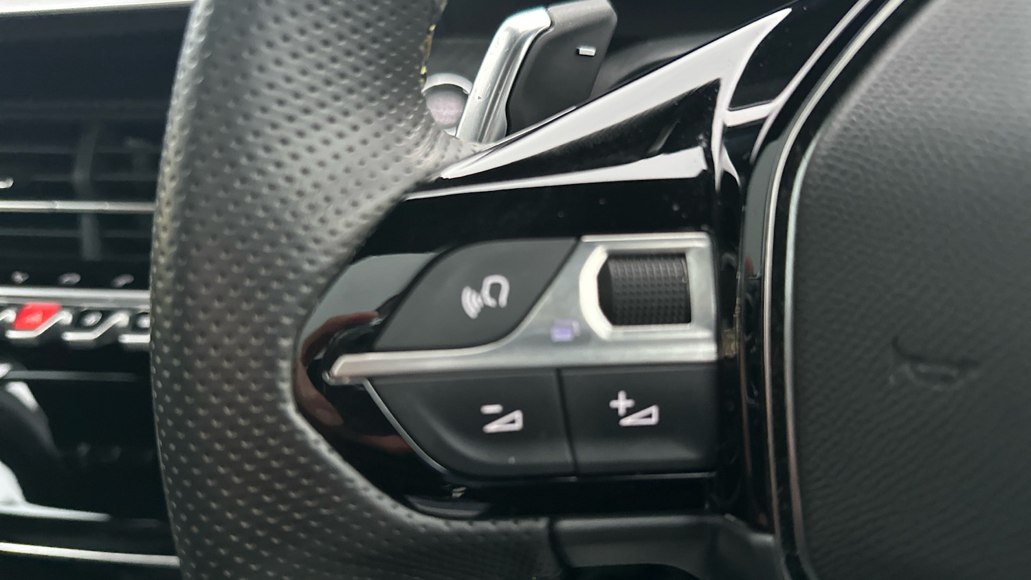 Used Peugeot 208 2022 for sale - 76597617: Photo 23