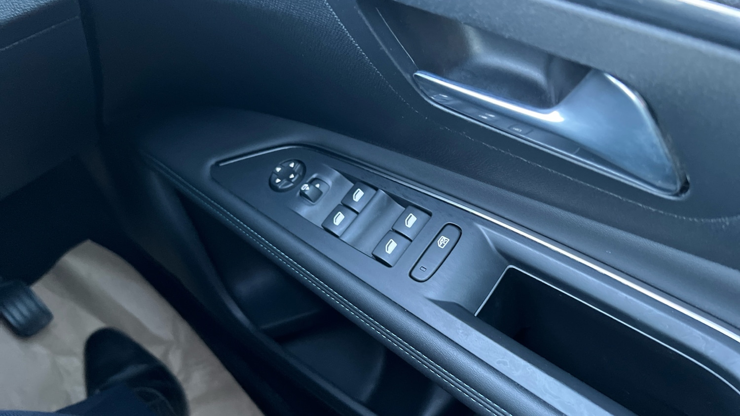 Used Peugeot 3008 2022 for sale - 77098826: Photo 23