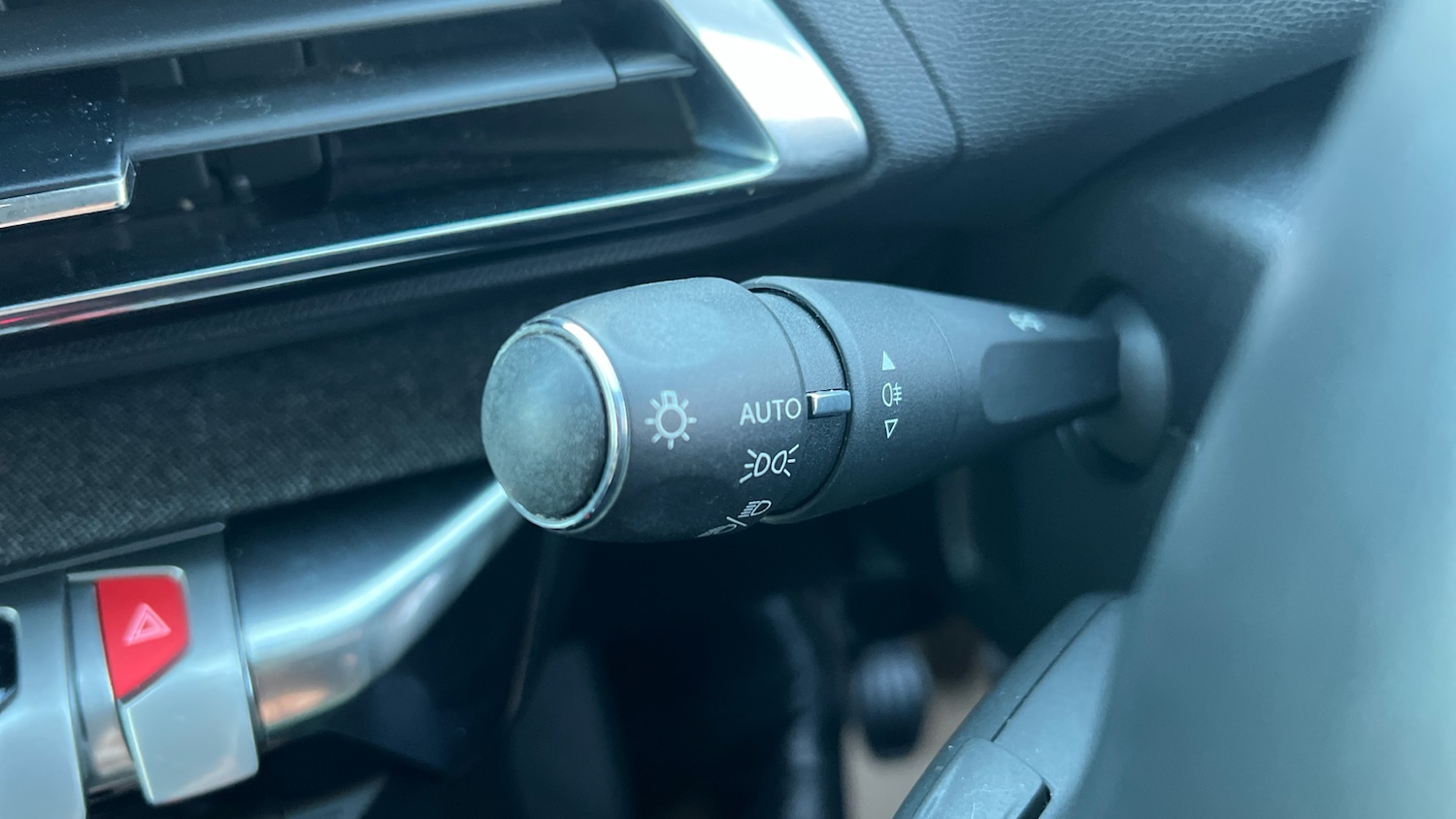 Used Peugeot 3008 2022 for sale - 77098826: Photo 28