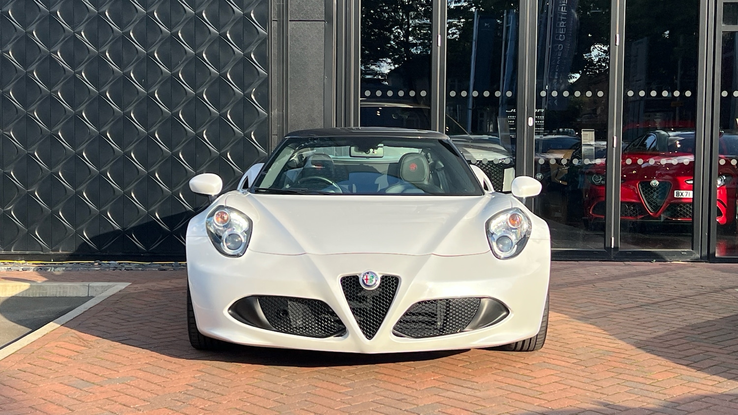 Used Alfa Romeo 4C 2017 for sale - 75950521: Photo 8