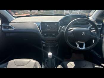 Used Peugeot 2008 2018 for sale - 74702077: Photo