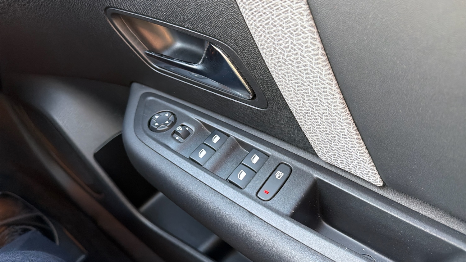 Used Citroen C4 2022 for sale - 77098825: Photo 23