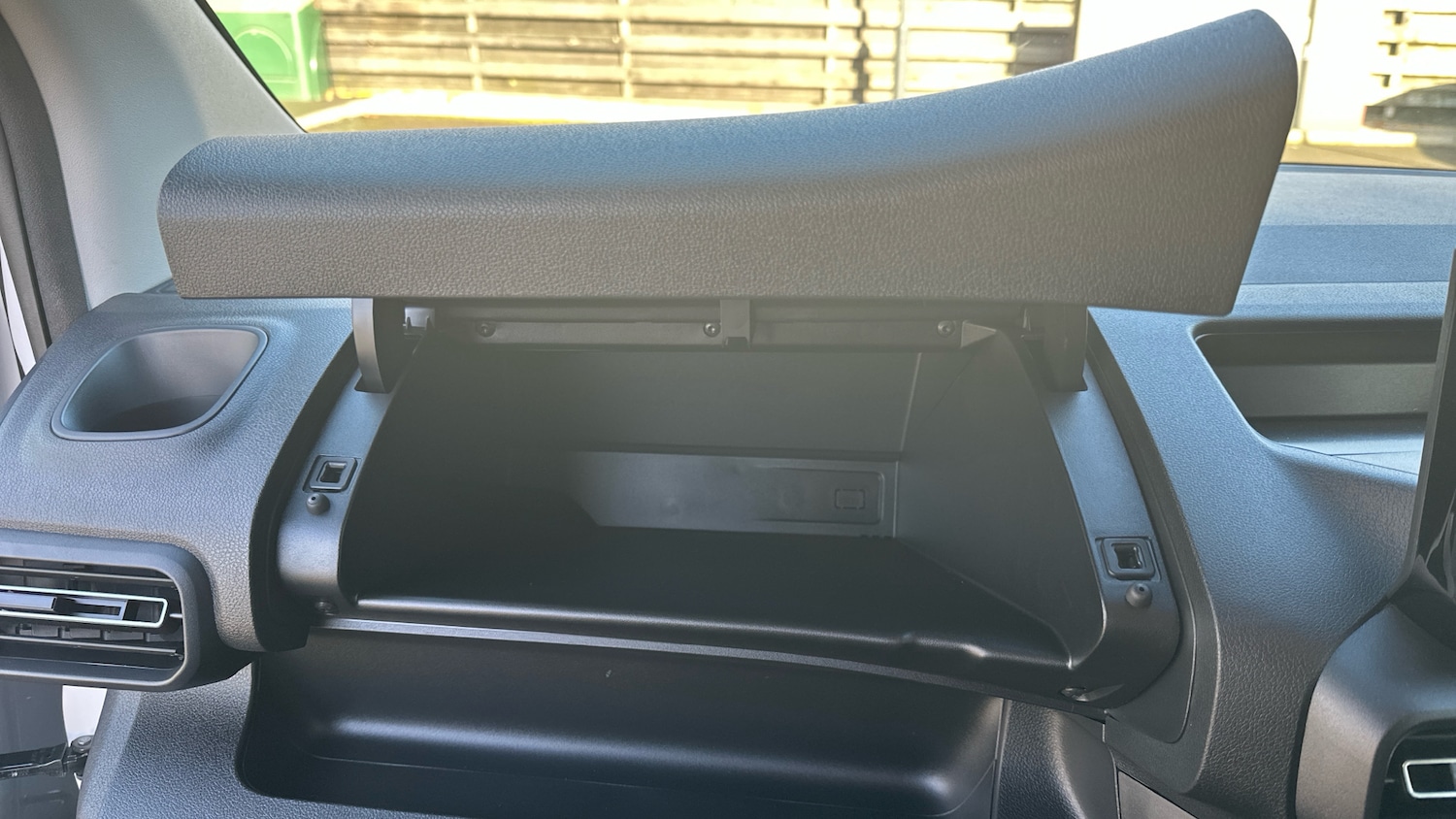 Used Citroen Berlingo 2024 for sale - 76772592: Photo 40