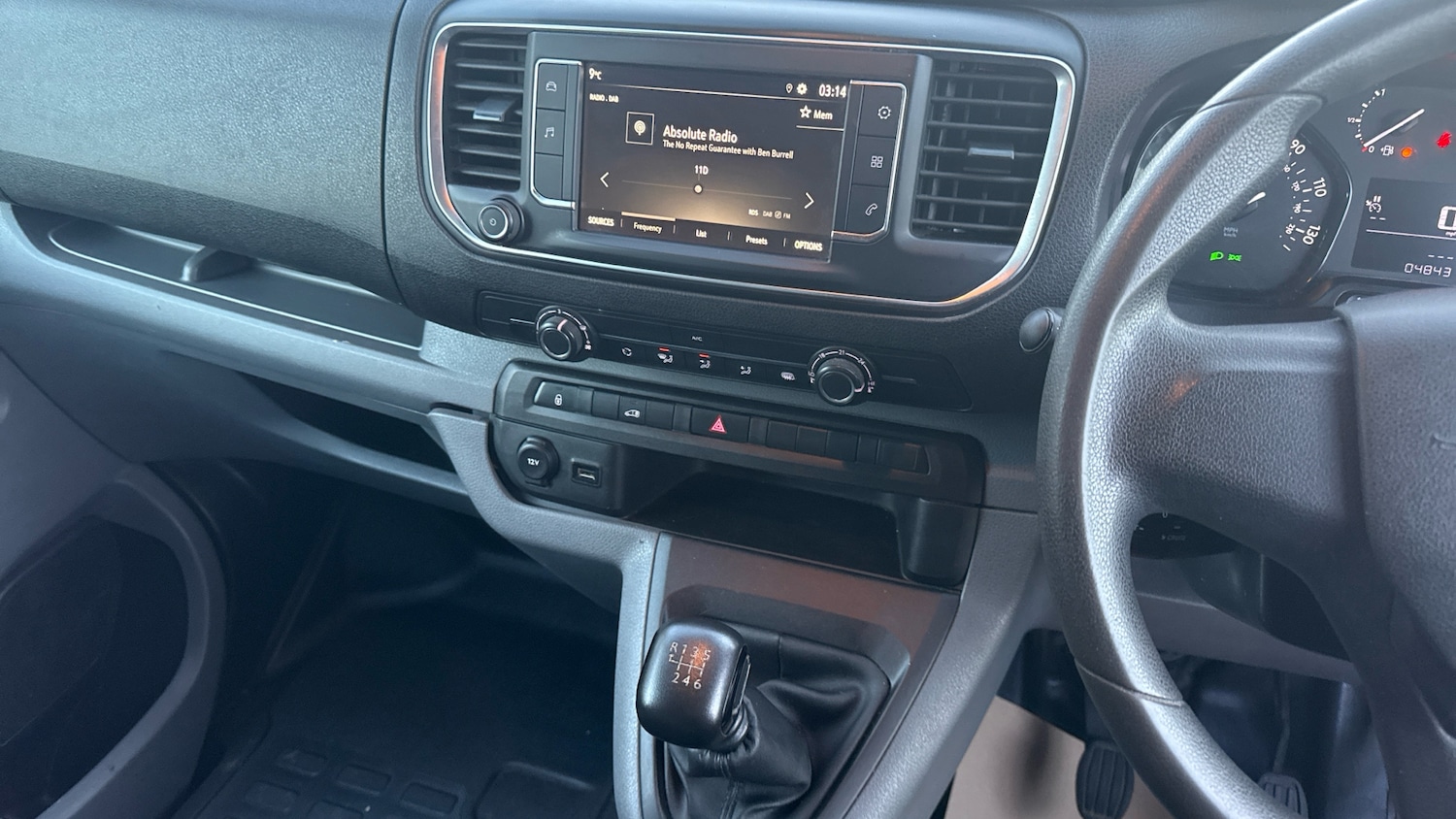 Used Vauxhall Vivaro 2020 for sale - 77030610: Photo 4