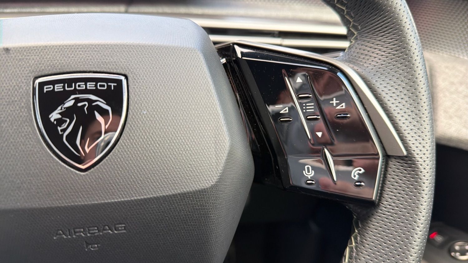 Used Peugeot 5008 2025 for sale - 77239216: Photo 25