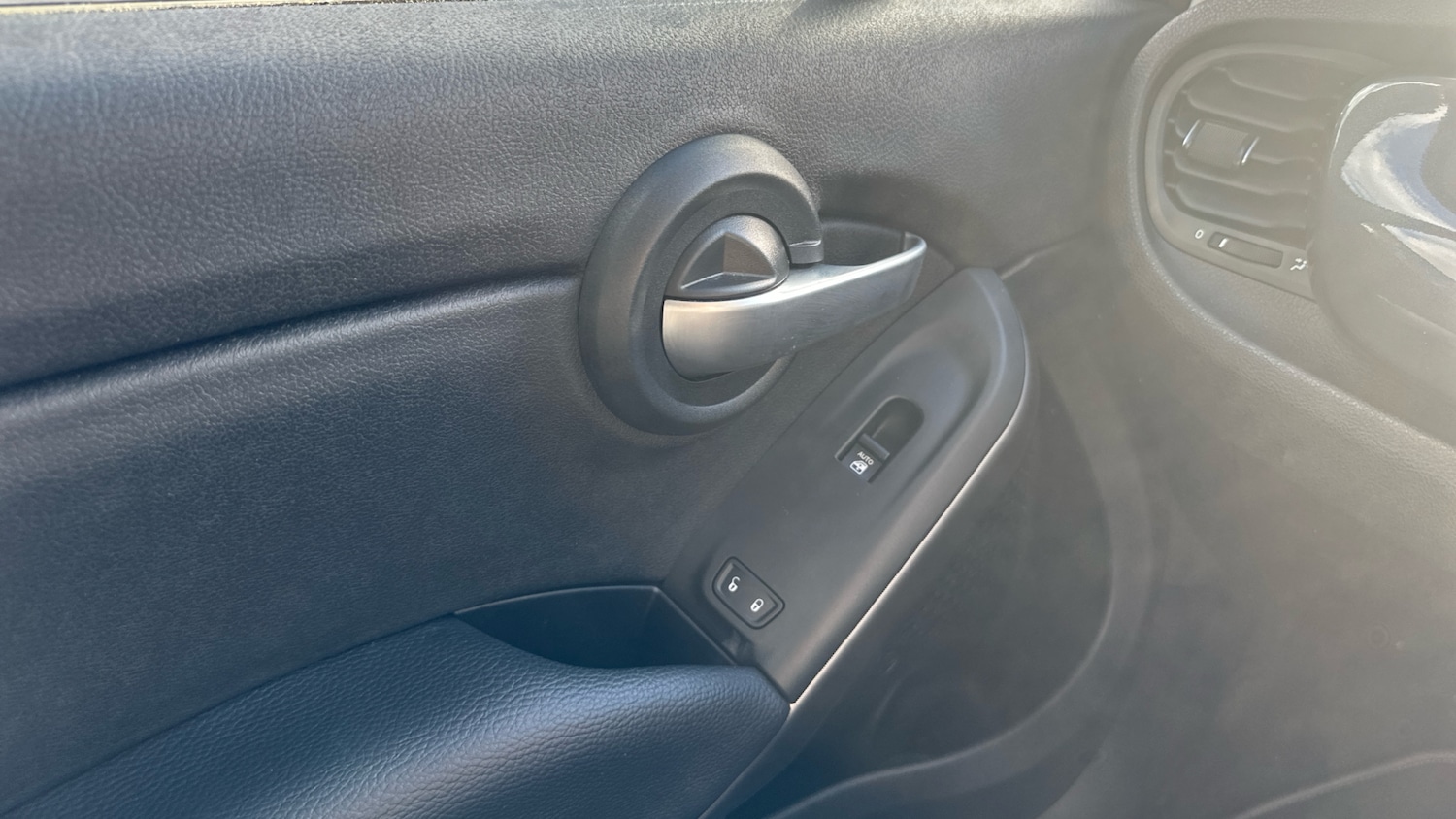 Used Fiat 500X 2019 for sale - 76241104: Photo 40