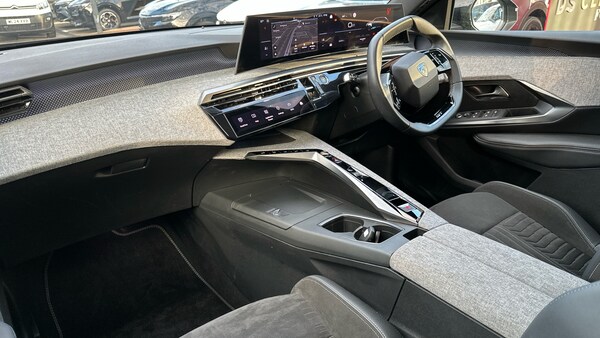 Used Peugeot 5008 2024 for sale - 76095577: Photo 12