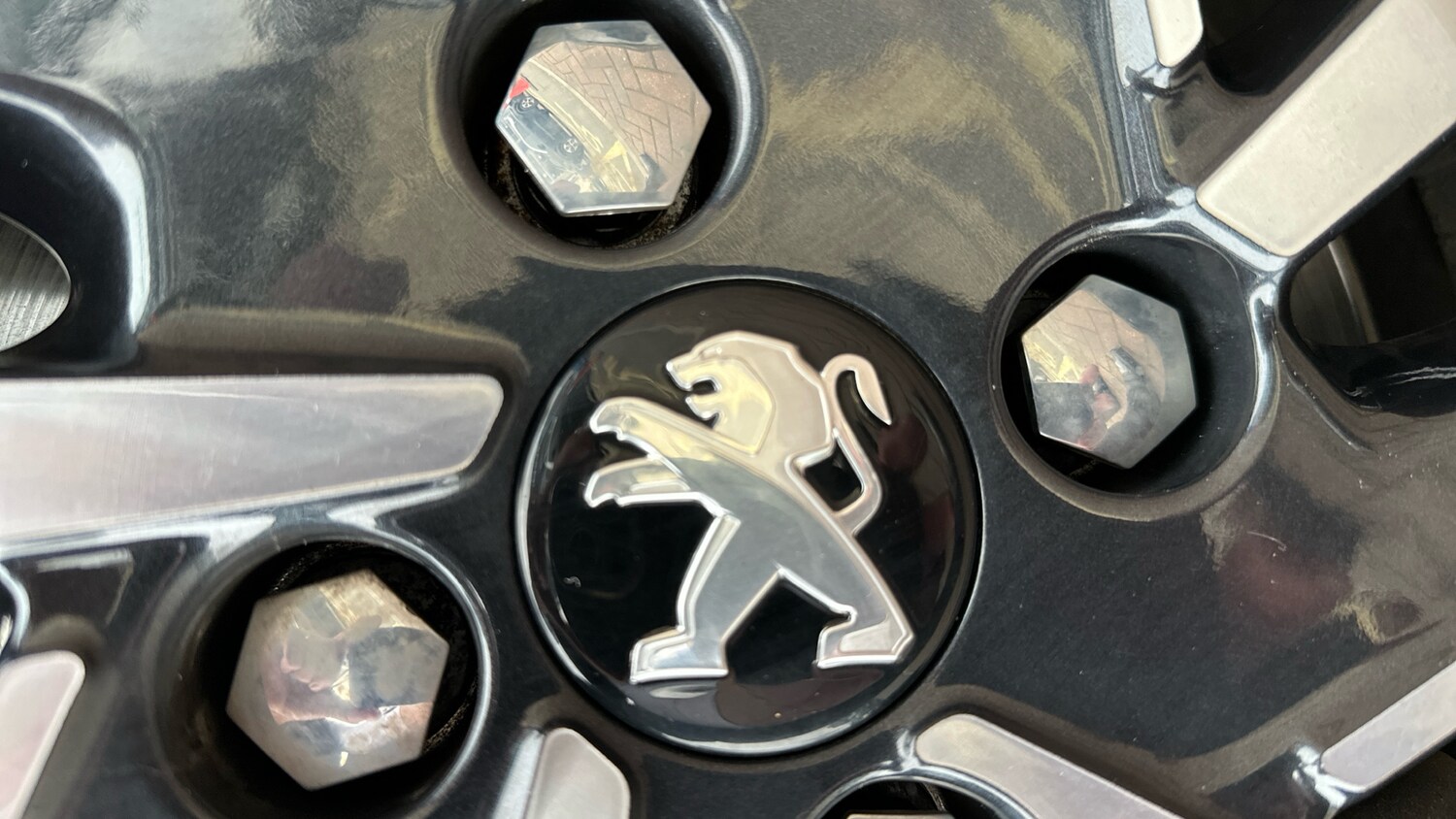 Used Peugeot 208 2021 for sale - 77809547: Photo 18