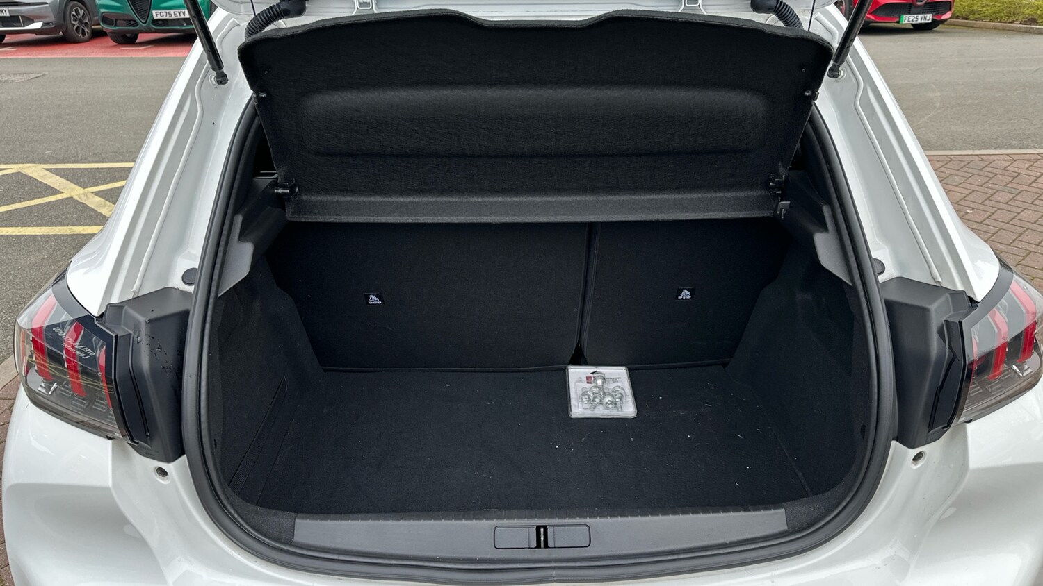 Used Peugeot 208 2021 for sale - 77809547: Photo 19