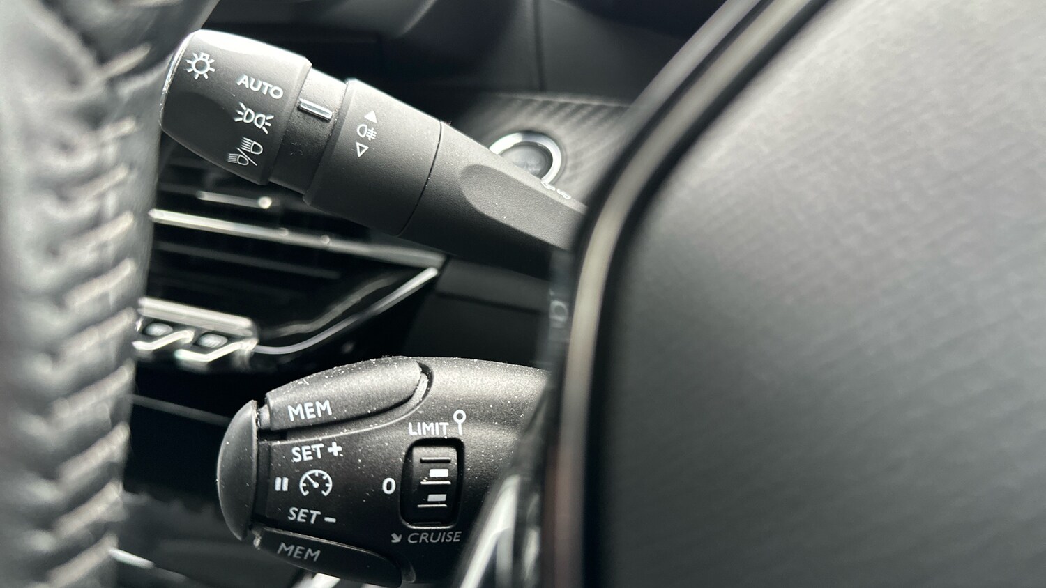 Used Peugeot 208 2021 for sale - 77809547: Photo 27