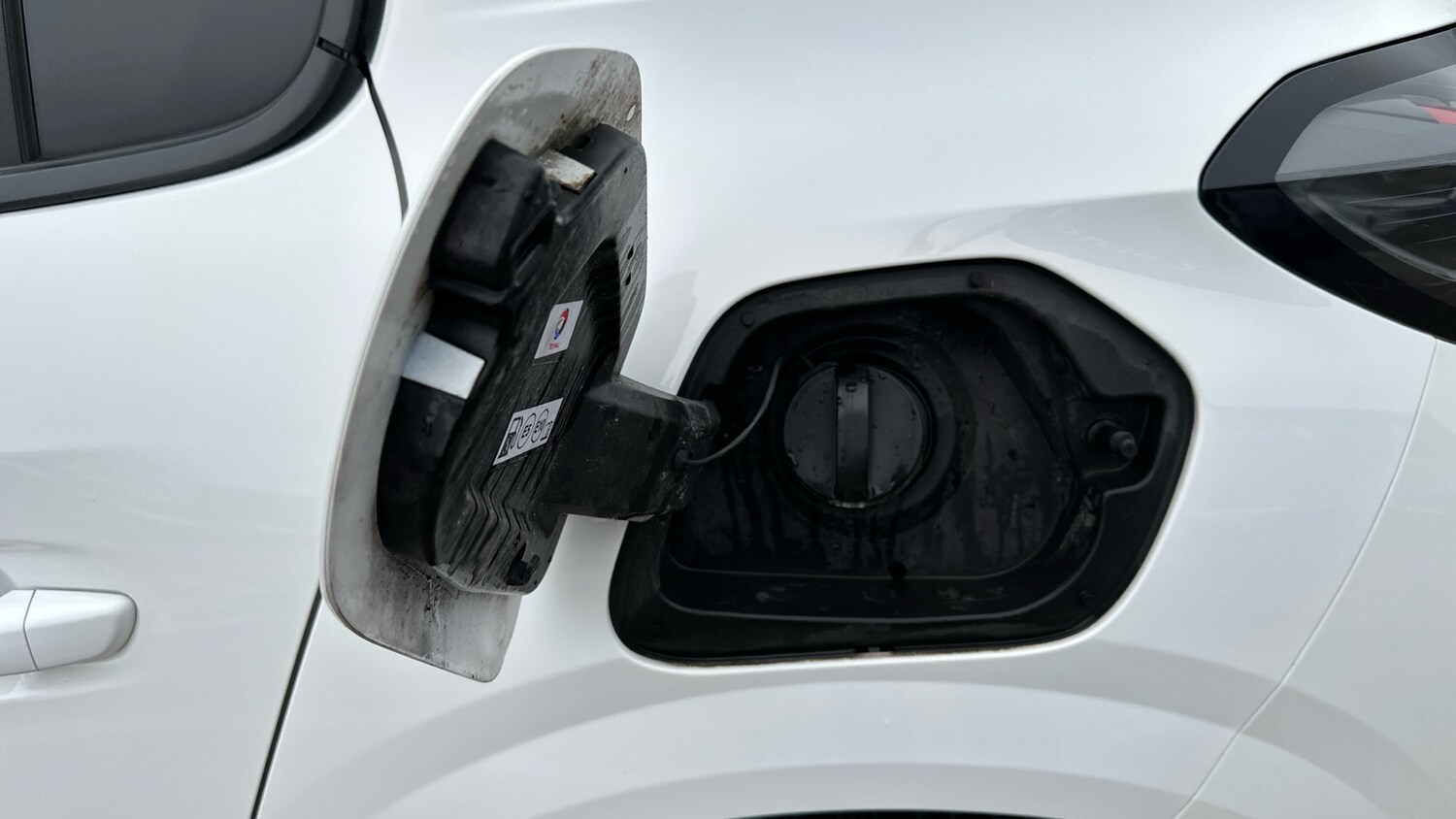 Used Peugeot 208 2021 for sale - 77809547: Photo 49