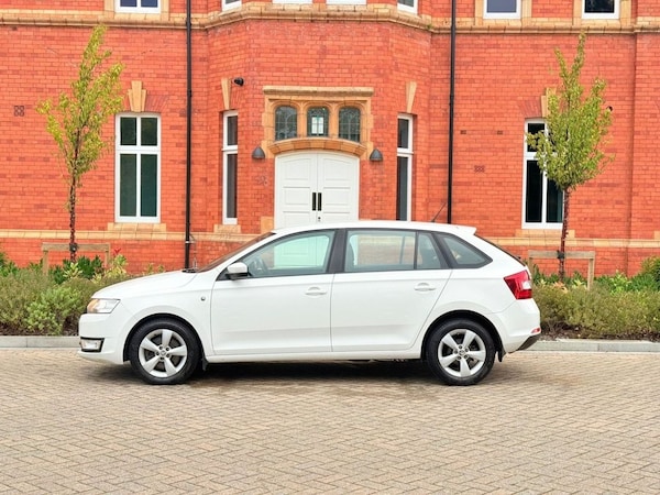 Used Skoda Rapid Spaceback 2014 for sale - 76147998: Photo 15