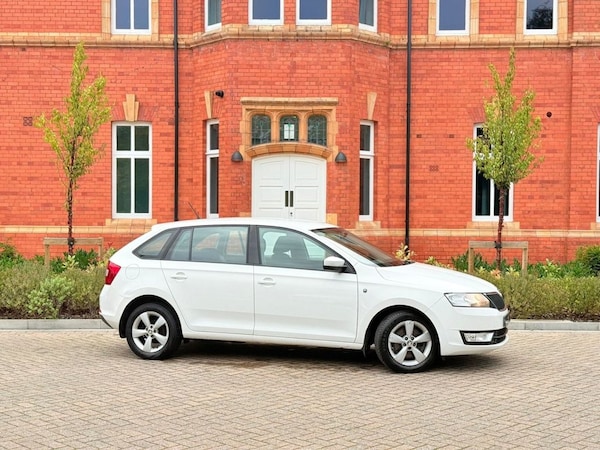 Used Skoda Rapid Spaceback 2014 for sale - 76147998: Photo 1
