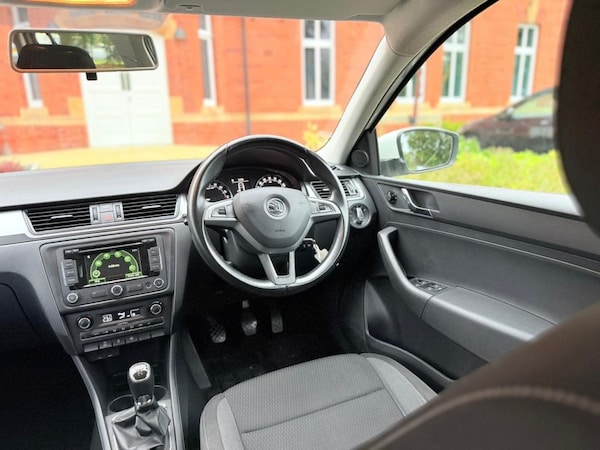 Used Skoda Rapid Spaceback 2014 for sale - 76147998: Photo 29