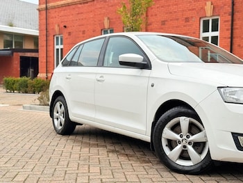 Used Skoda Rapid Spaceback 2014 for sale - 76147998: Photo 3