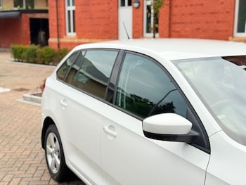 Used Skoda Rapid Spaceback 2014 for sale - 76147998: Photo 4