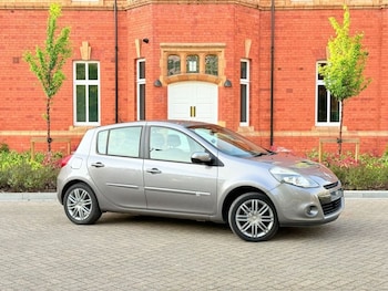 Used Renault Clio 2012 for sale - 76039471: Photo