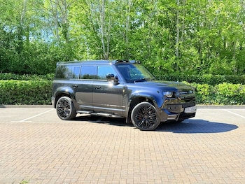 Used Land Rover Defender 2020 for sale - 76039108: Photo