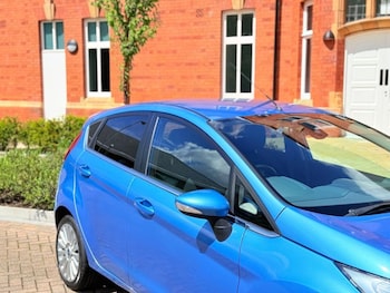 Used Ford Fiesta 2010 for sale - 76039236: Photo