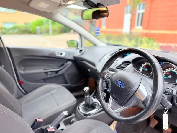 Used Ford Fiesta 2015 for sale - 76148002: Photo 19