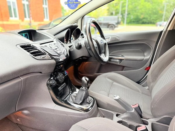 Used Ford Fiesta 2015 for sale - 76148002: Photo 24